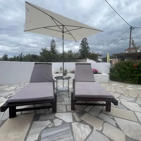 דירה Anatoli Deluxe House אמודי