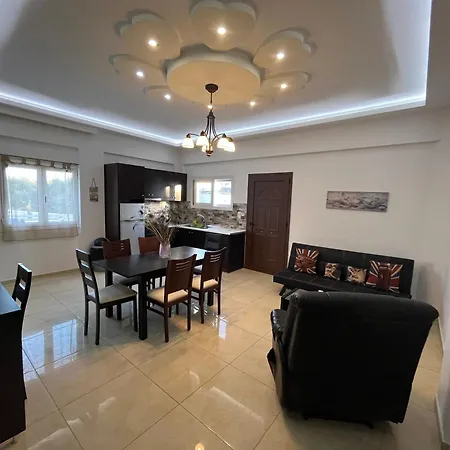 Anatoli Deluxe House Apartment *