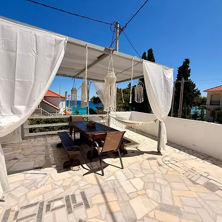 Anatoli Deluxe House
