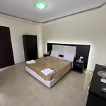 Anatoli Deluxe House דירה *